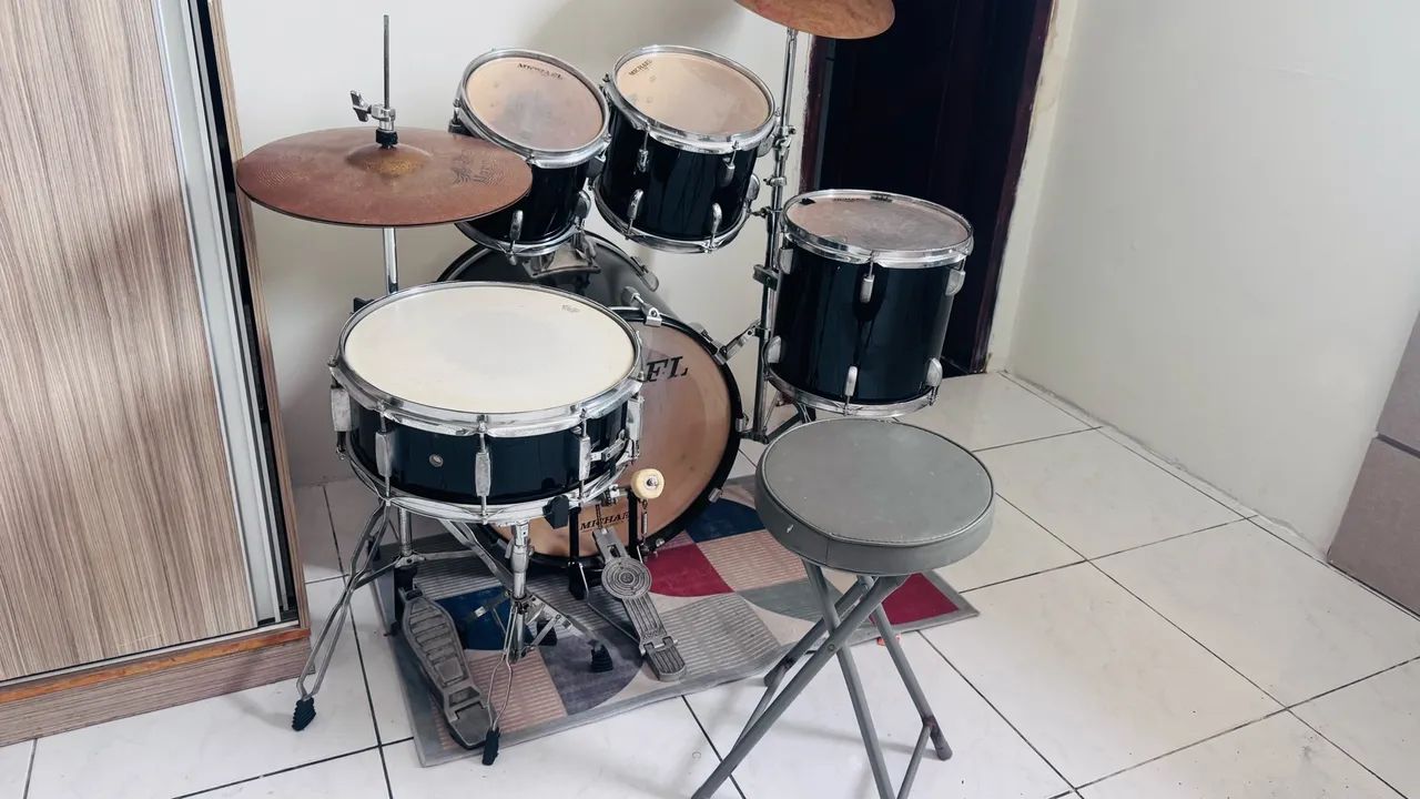 Vende-se BATERIA ACÚSTICA MICHAEL - Foto 4