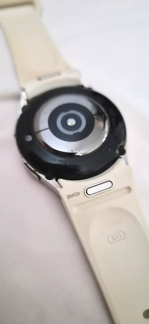 Samsung Galaxy Watch6 LTE 40mm - Creme (USADO) - Foto 4