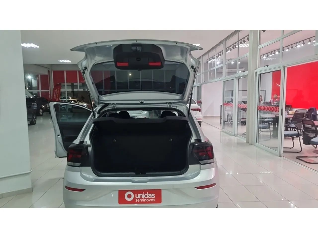 Volkswagen Polo Sense 1.0 170 TSI, foto 14 de 17