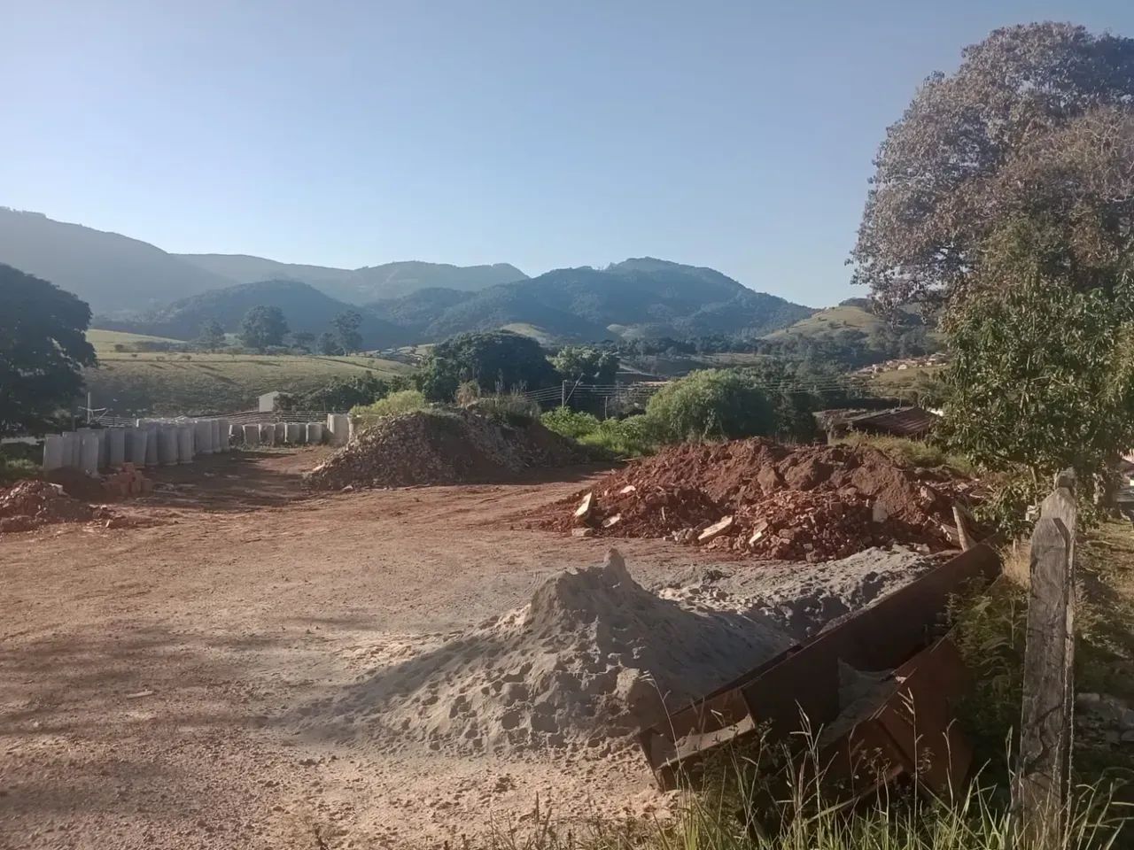 Quadra inteira com 3.600m, centro de Joanópolis SP - Foto 4