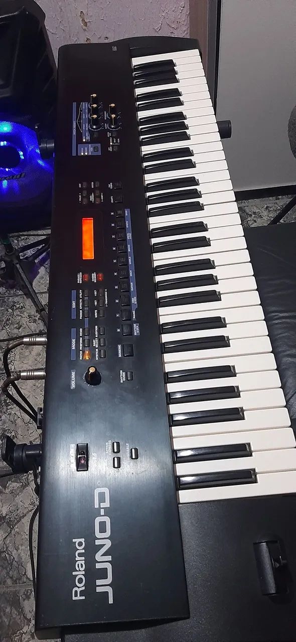 Teclado Roland Juno D - Foto 3