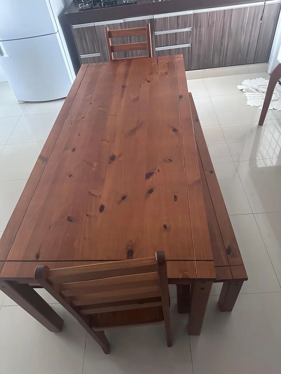 Mesa madeira de lei