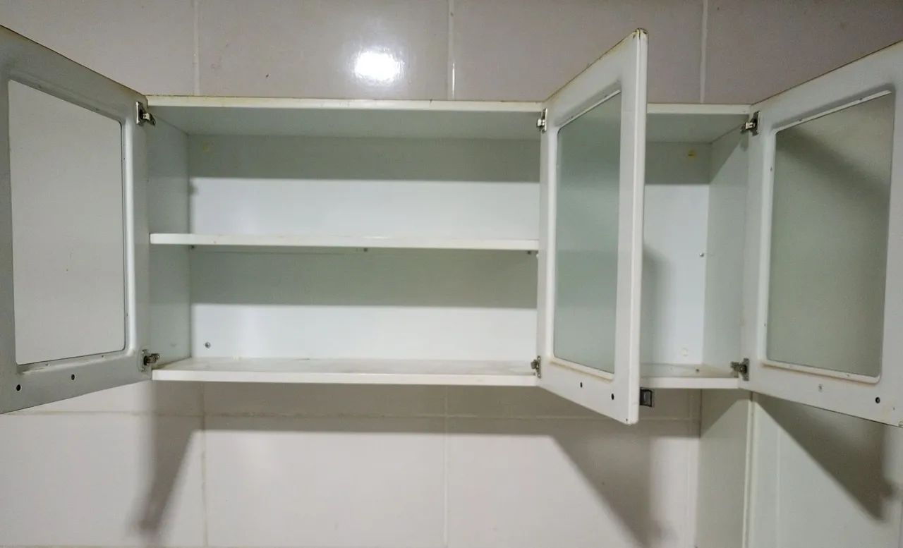 Armário Aéreo de Cozinha Itatiaia 3 Portas com Vidro - USADO - Foto 2