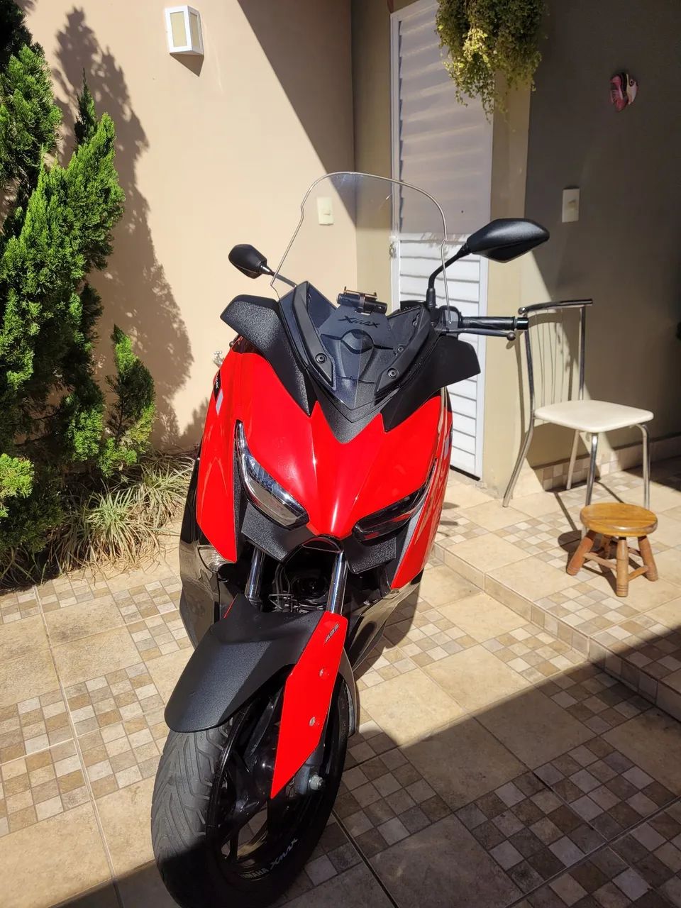 LINDA XMAX 2023