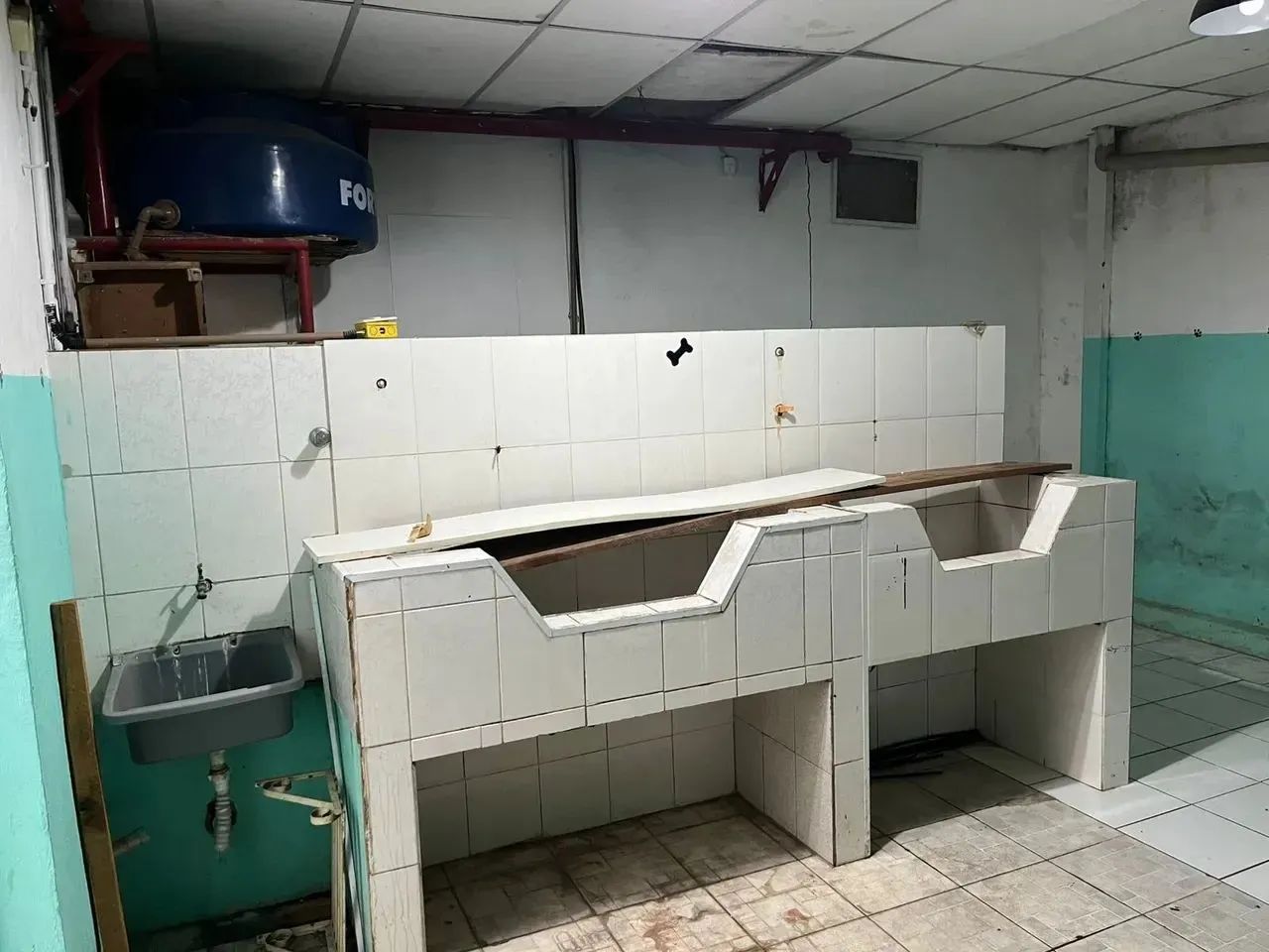 COMENDADOR MARTINS - LOJA NOVA 11,5m X 45m PÉ DIREITO 6m Vila Mathias - Foto 4