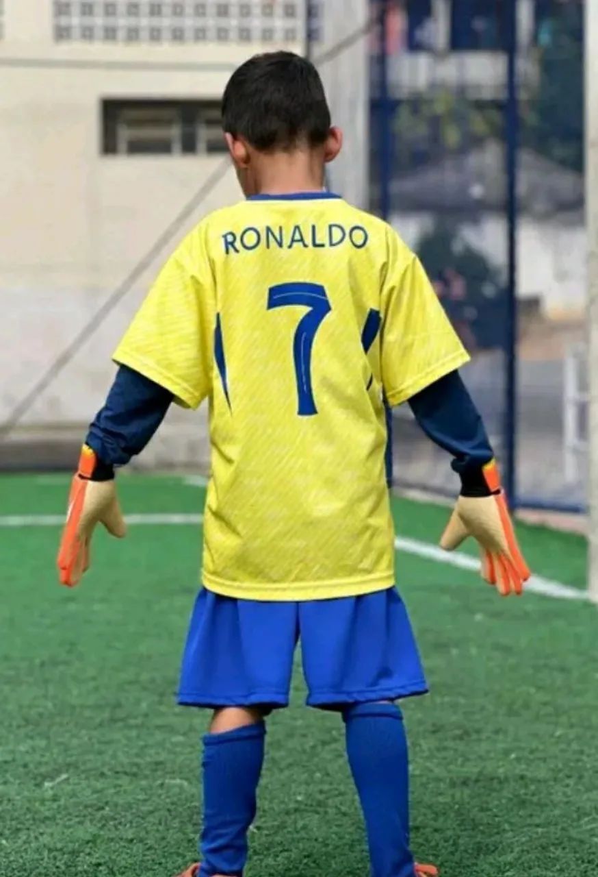 Conjunto cr7 camisa shorts - Foto 2
