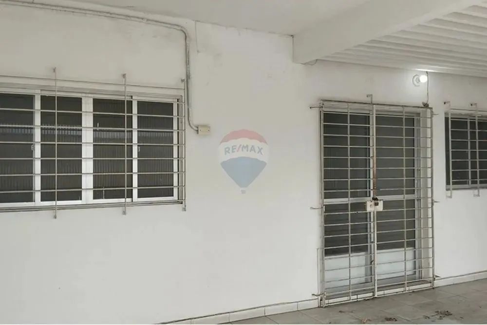 Casa 3 quartos - 200 m² - Foto 2