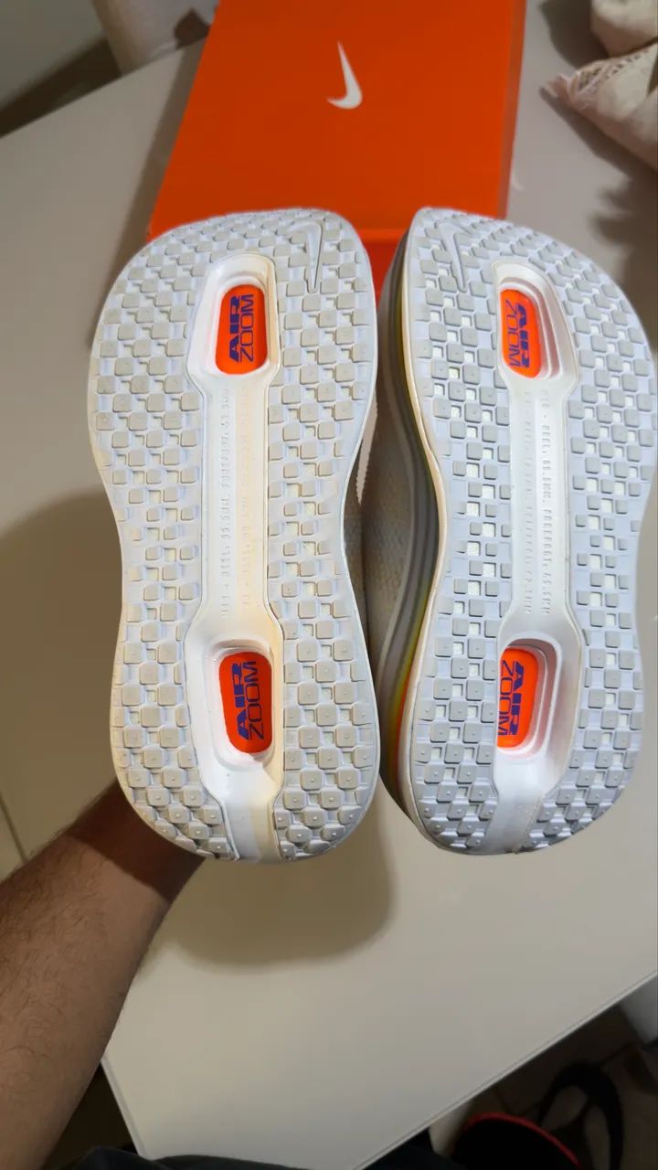NIKE VOMERO PREMIUM ORIGINAL 40BR  - Foto 5