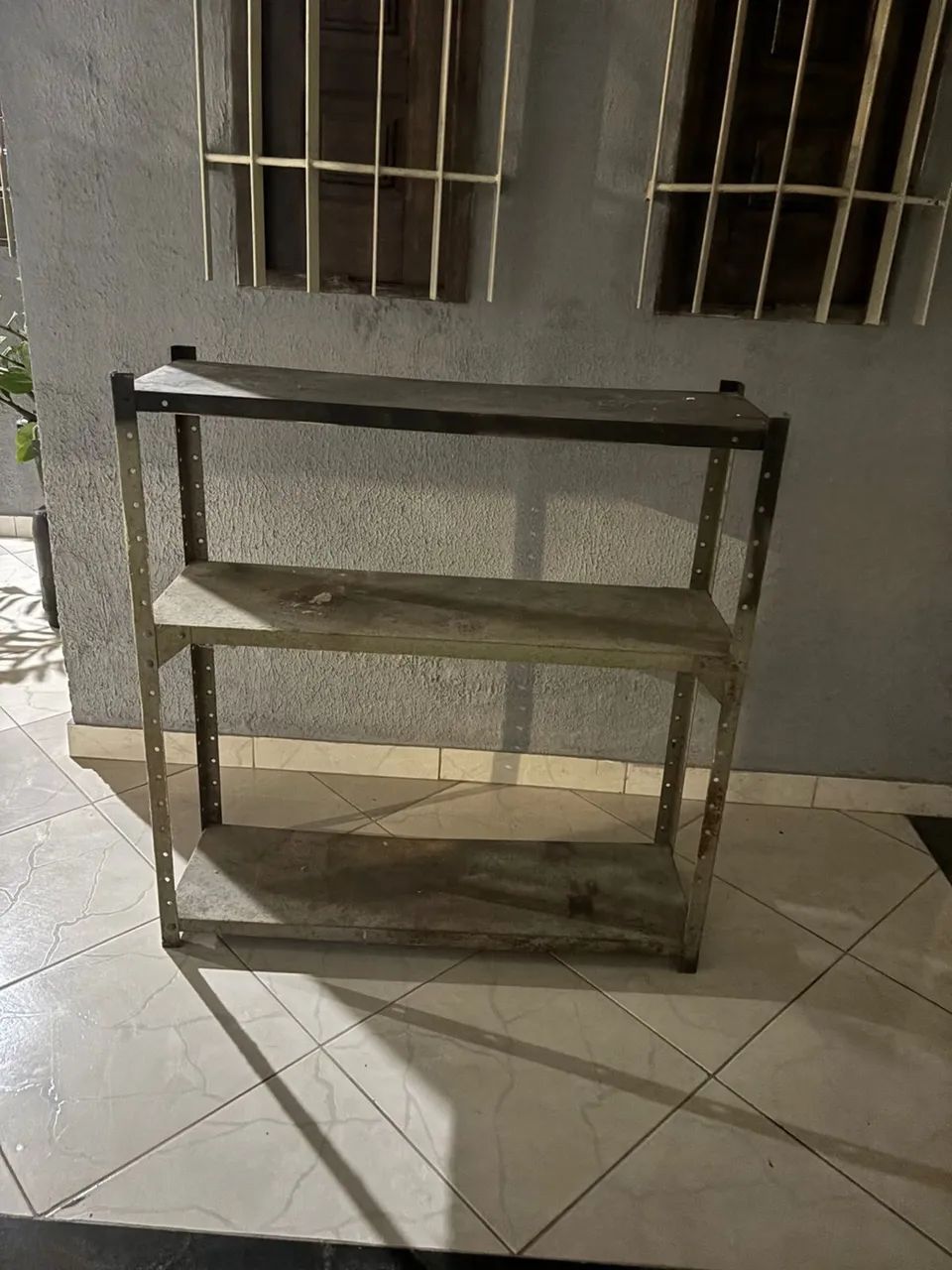 Prateleira metálica  - Foto 2