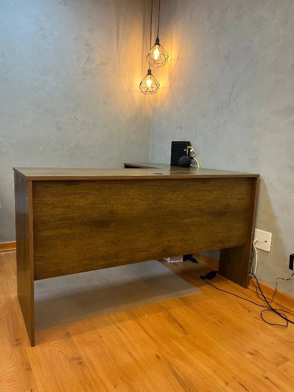 Mesa de trabalho em L