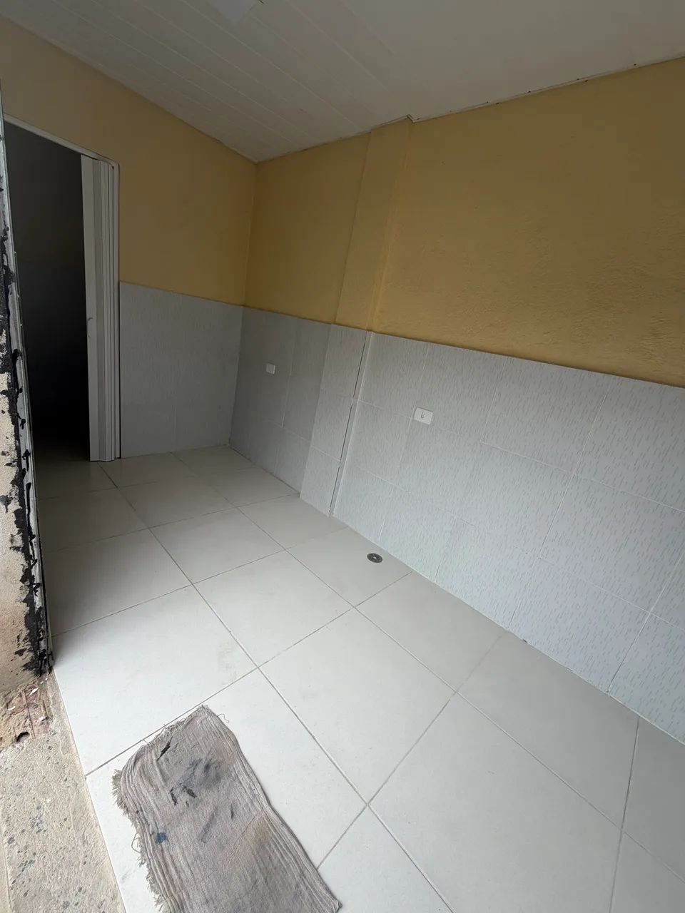 Alugo 2  sala para comércio 