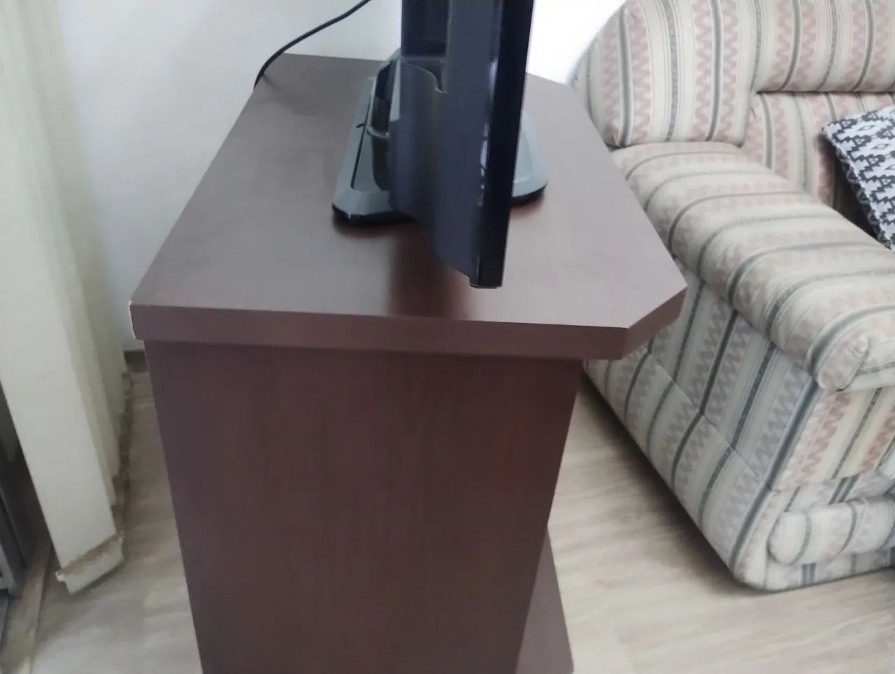 vende uma tv LG 