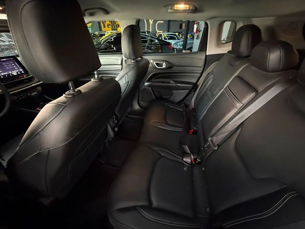 Jeep Compass LONG. T270 1.3 TB 4x2 Flex Aut., foto 20 de 20