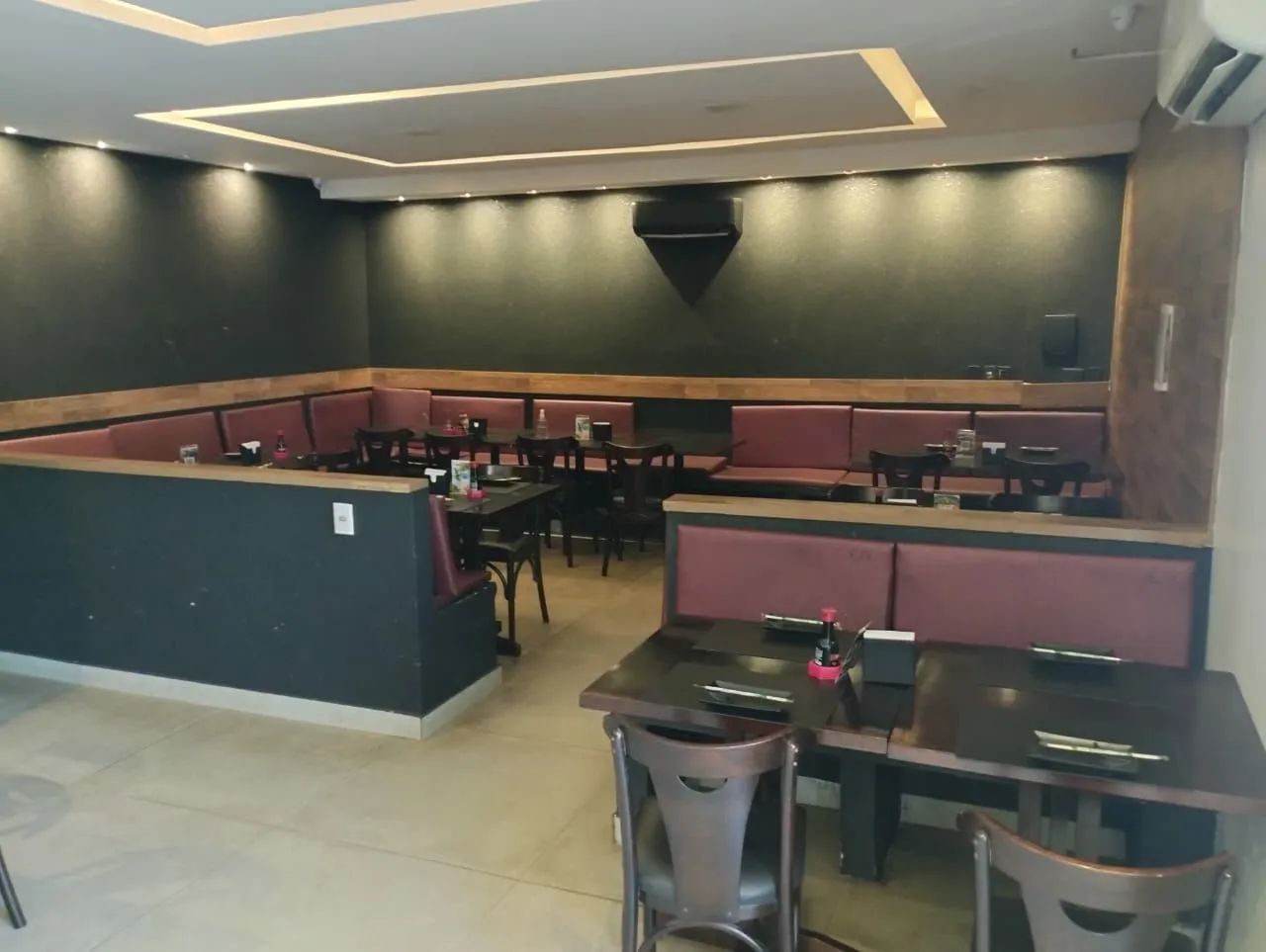 Espaço de 150 m2. Restaurante, salão, clínica 