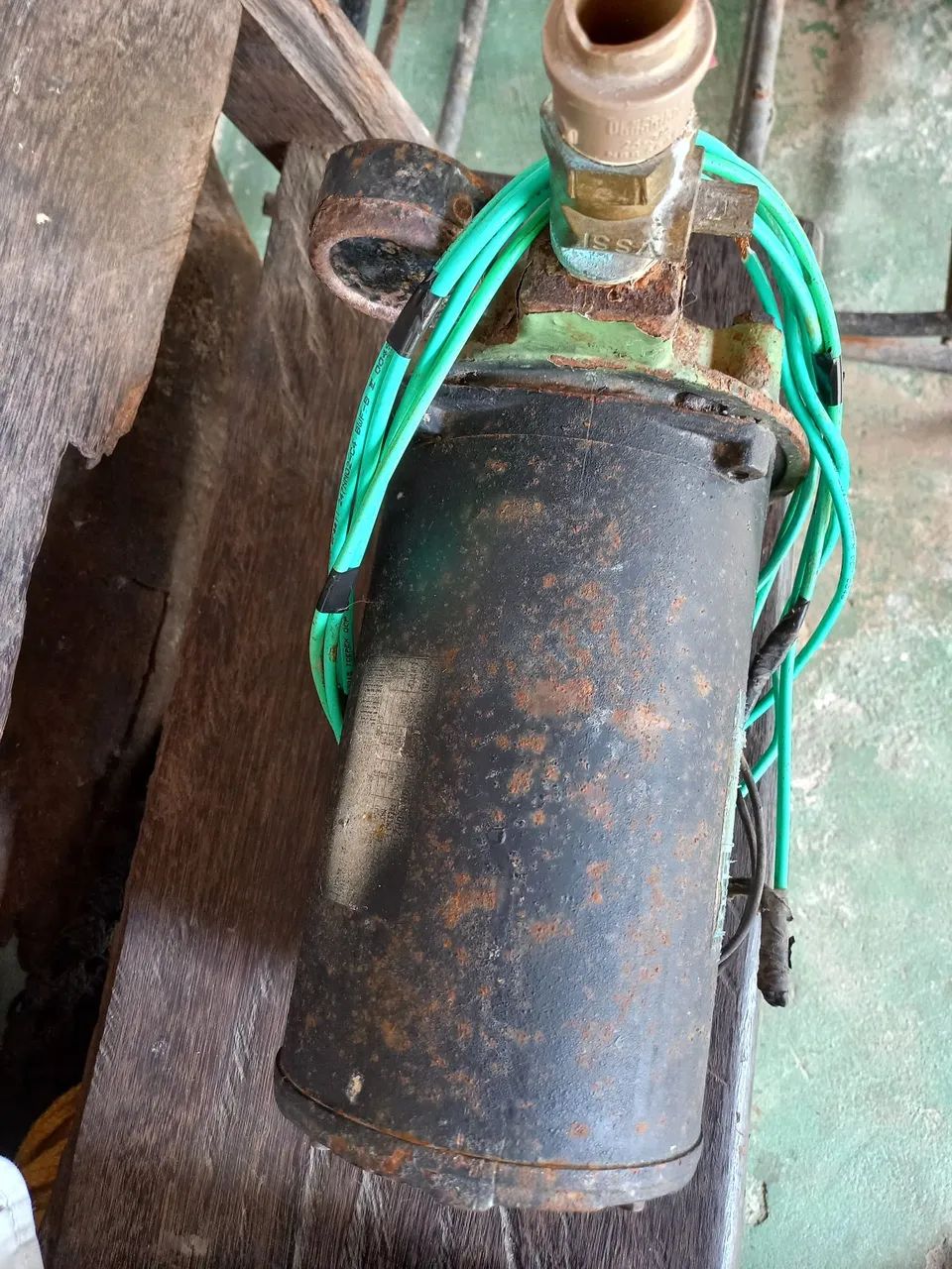 Bomba d'água 1cv injetorá usada funcionando perfeitamente shinayde.  - Foto 4