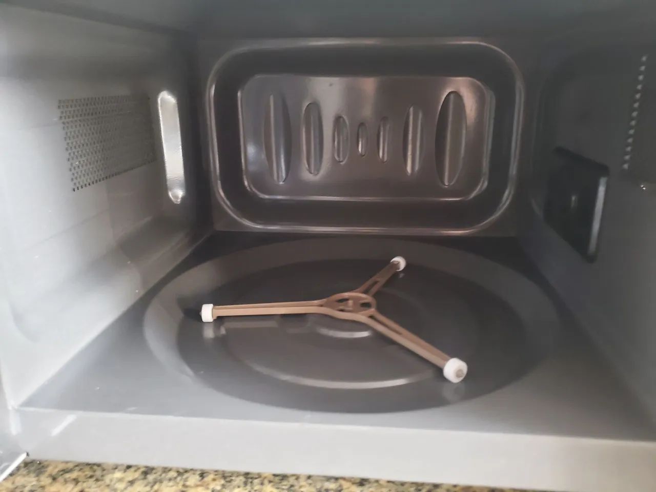 Micro-ondas LG 30 LITROS - Foto 5