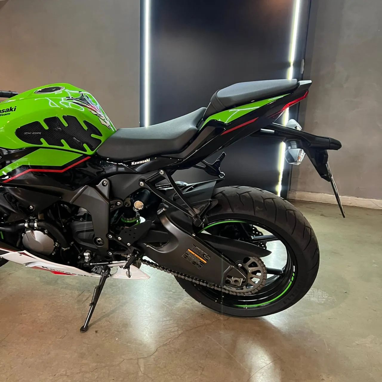 Kawasaki Zx-6r 636cc 2021 - 1496845150 | OLX