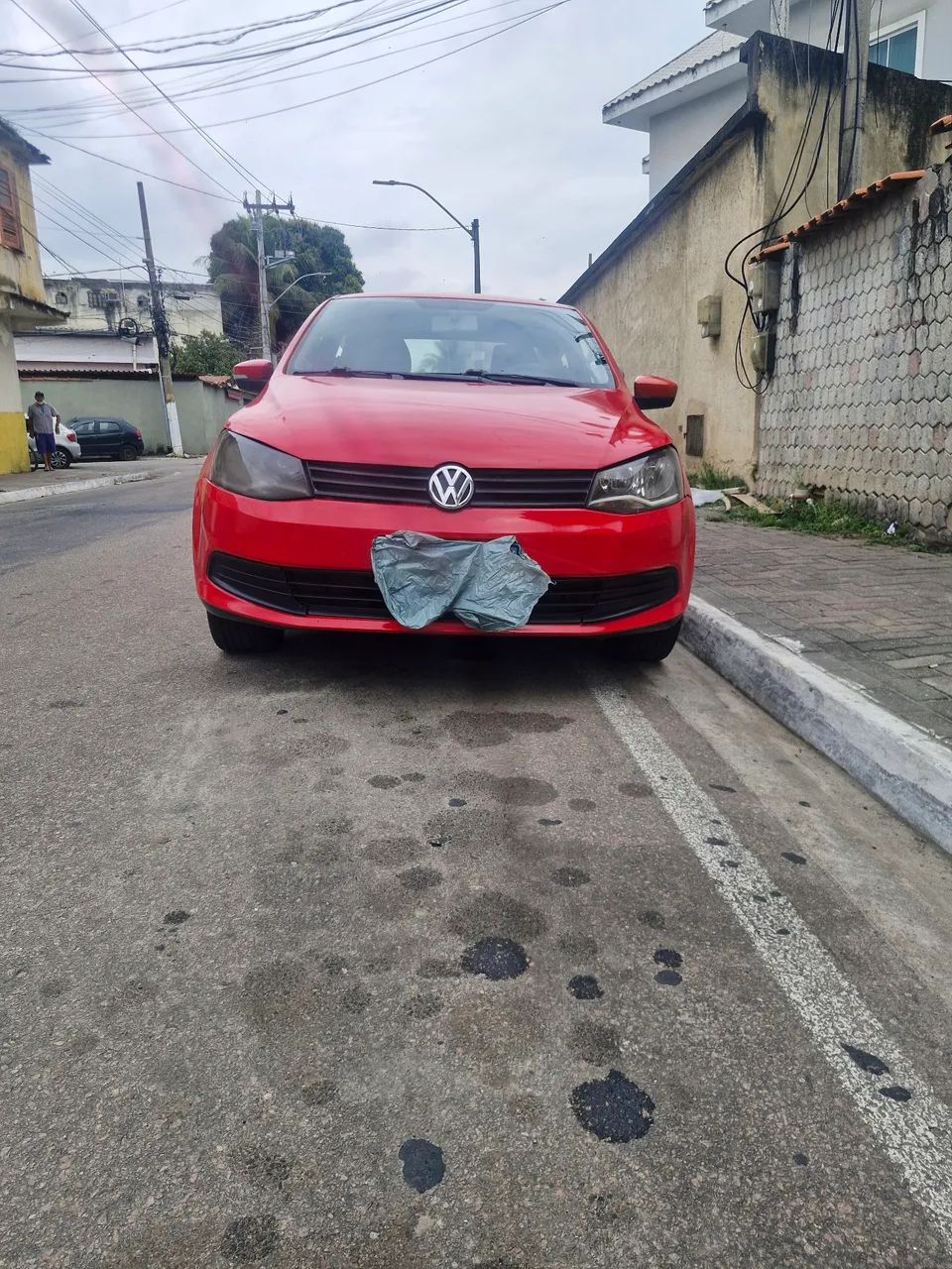 Volkswagen Voyage VOYAGE 1.0/1.0 City Mi Total Flex 8V 4p 2013