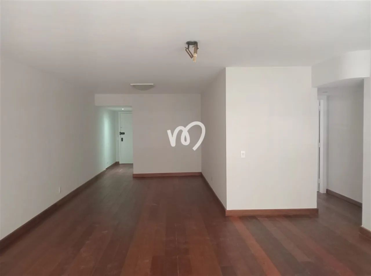 Apartamento 170m² 4 quartos 1 suíte 3 vagas