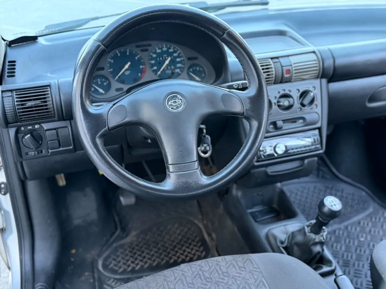 Chevrolet Corsa Sedan 1.0 MPFI 8V 71cv 4p, foto 15 de 16