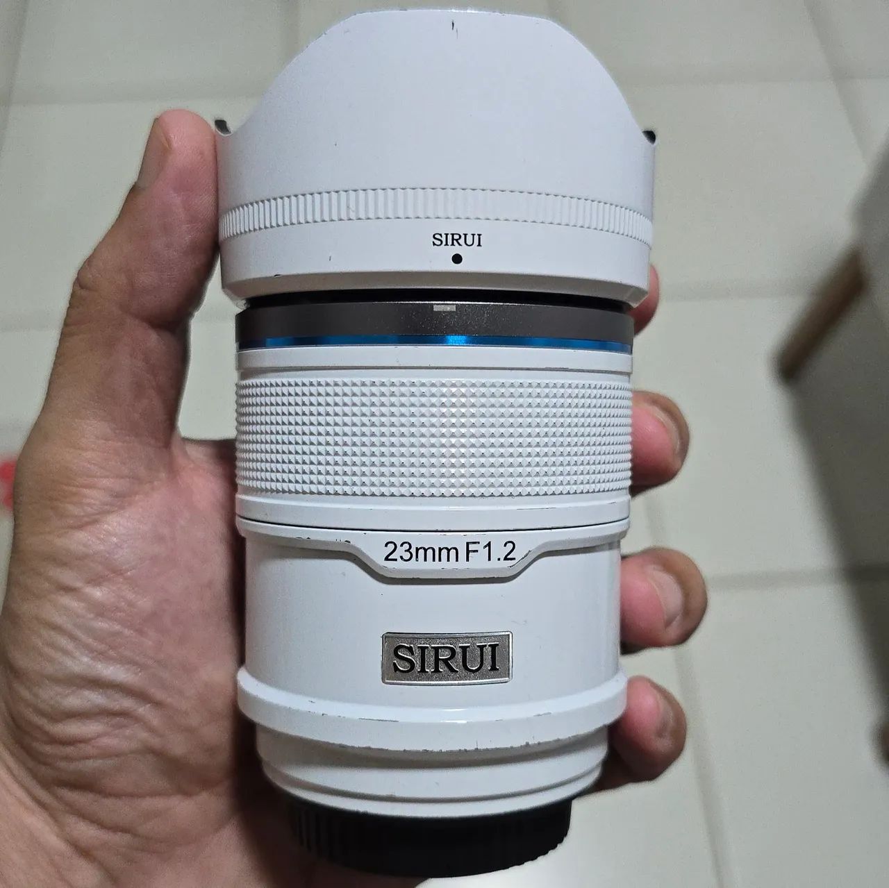 Lente Sony Sirui 23mm 1.2 APS-C E-mount Branca - Foto 3