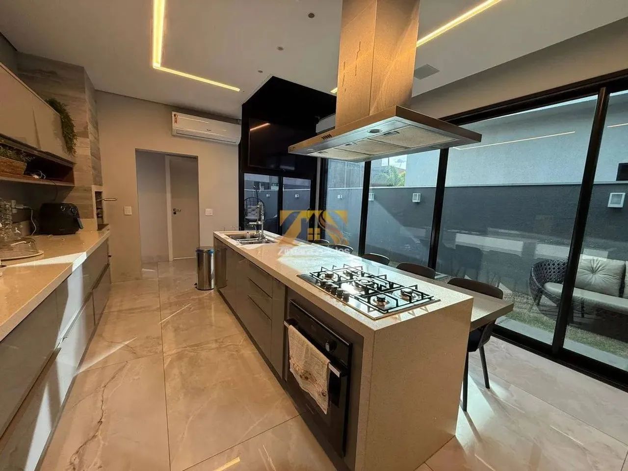 Casa Alto Padrão com 3 suítes - 205 m² - Condomínio Residencial Alphaville I (ARSO 14) - Q - Foto 5