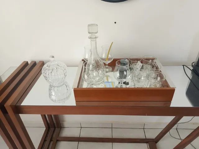 Aparador/Buffet + mesa de centro