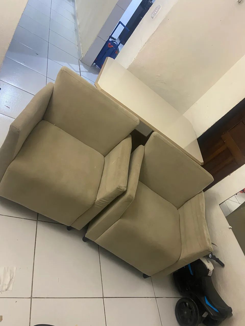 Mesa e poltronas - Foto 4