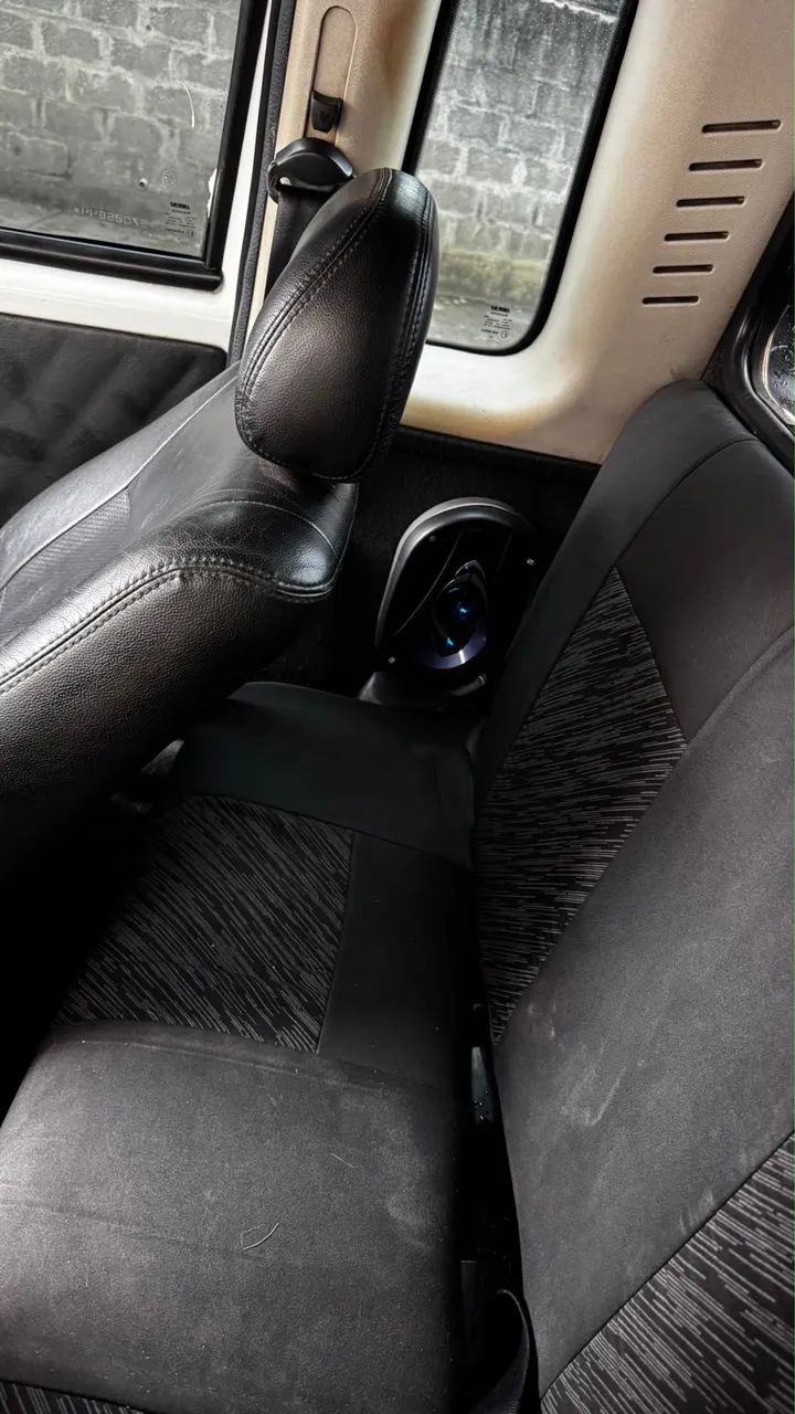 Fiat Strada 1.4 MPI Fire Flex 8V CE 2008 - Foto 4