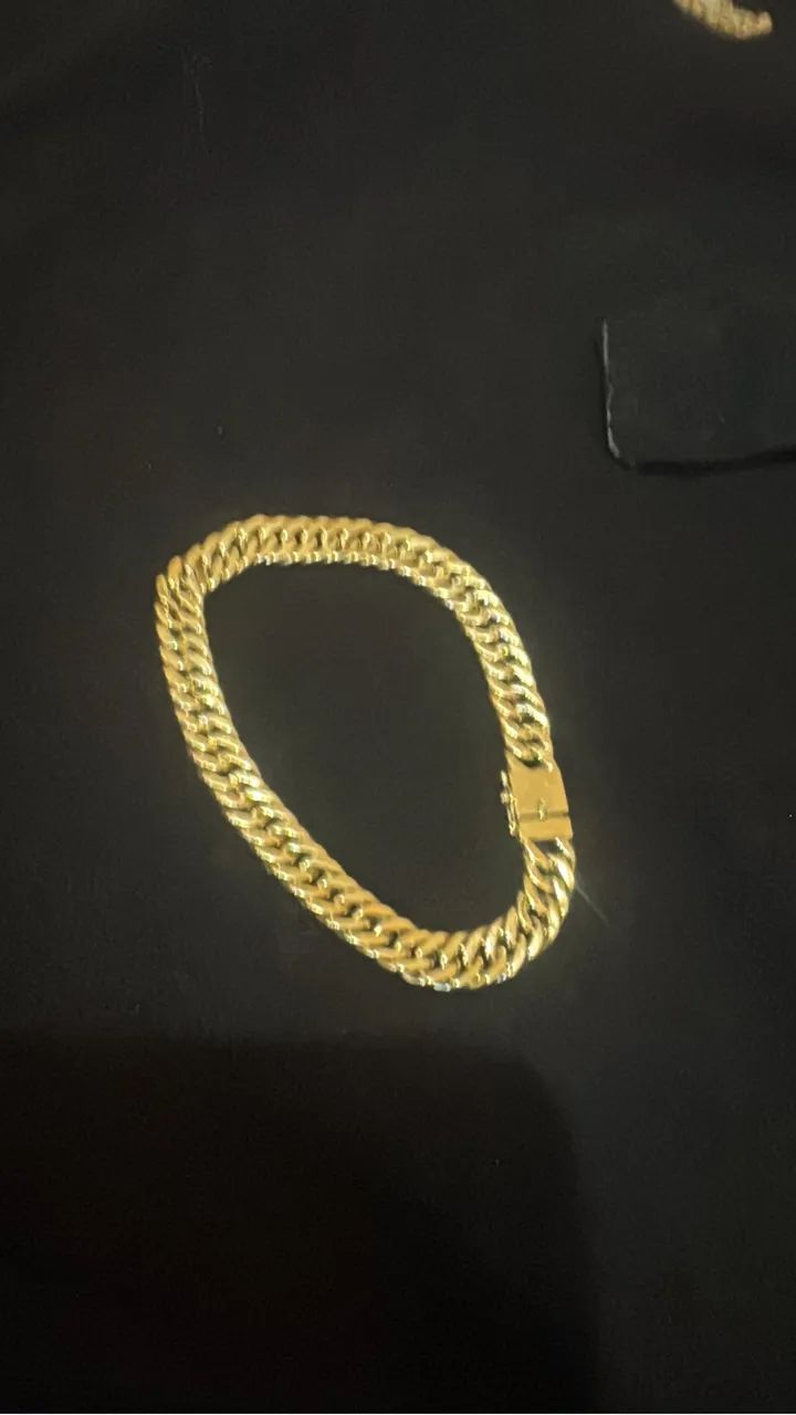 Pulseira de Ouro 18K ,10 gramas/ peça de joalheria.