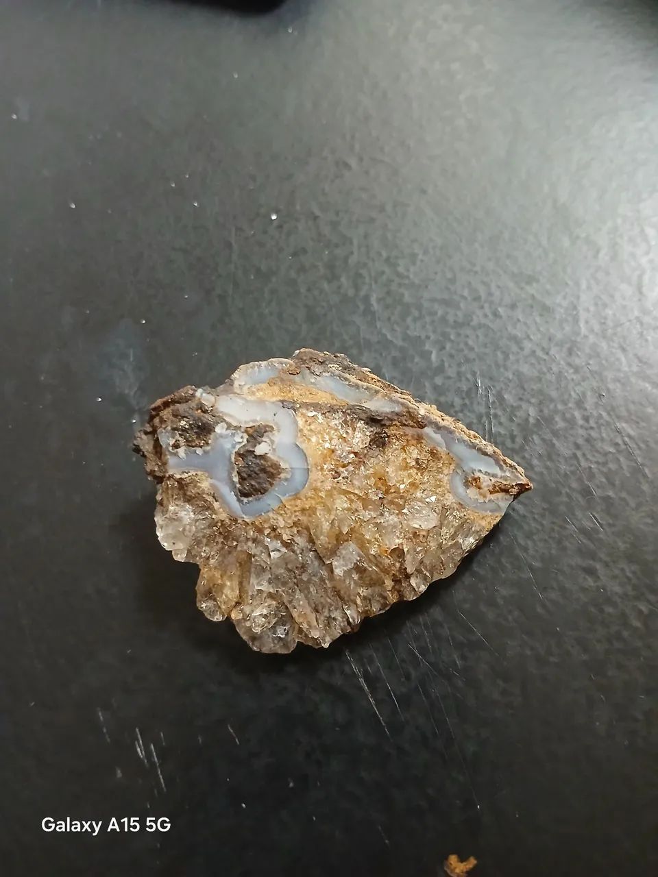 Vendo pedra de cristais  - Foto 2