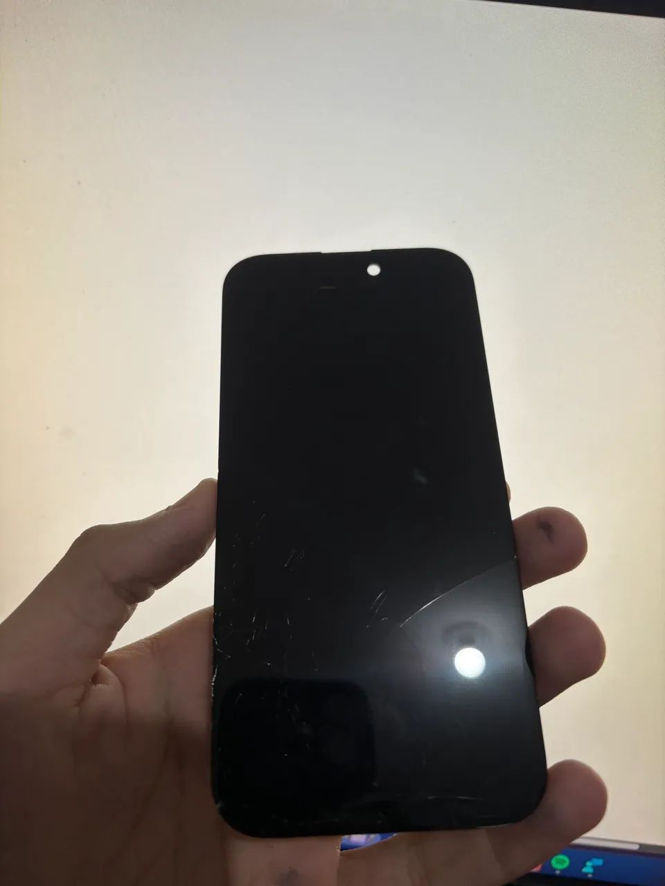 Tela original retirada iPhone 16