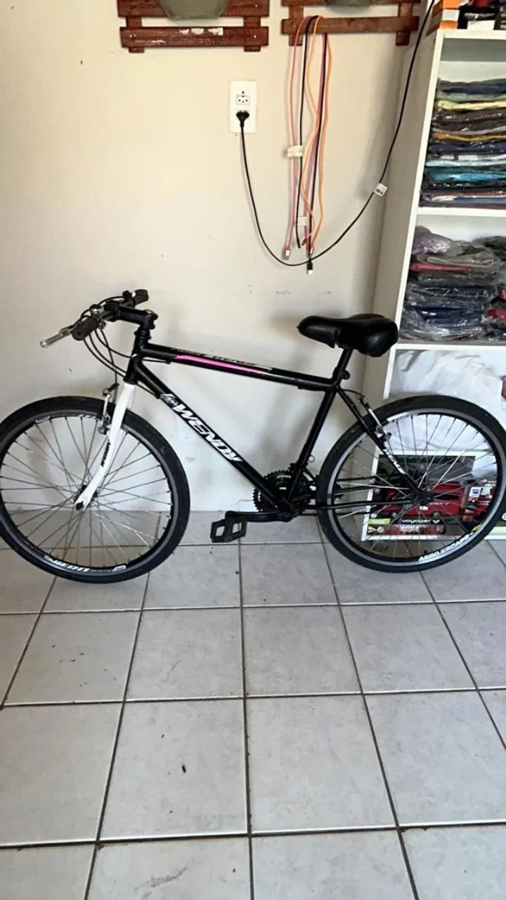 Bicicleta aro 26 com marchas - Foto 3