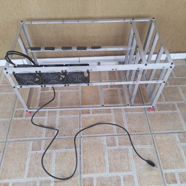 Estrutura para rig de mineração