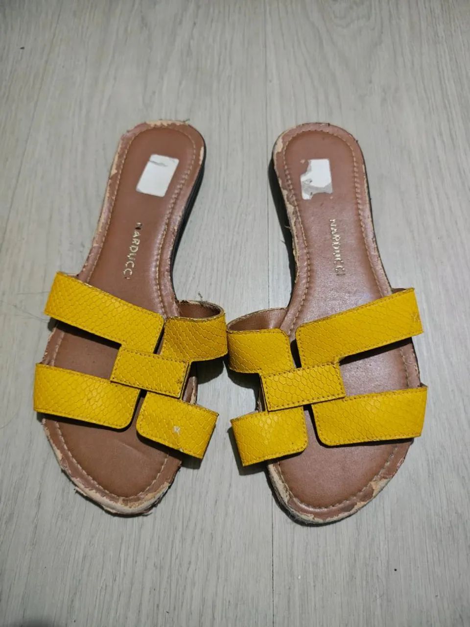 Chinelo usado - Foto 2