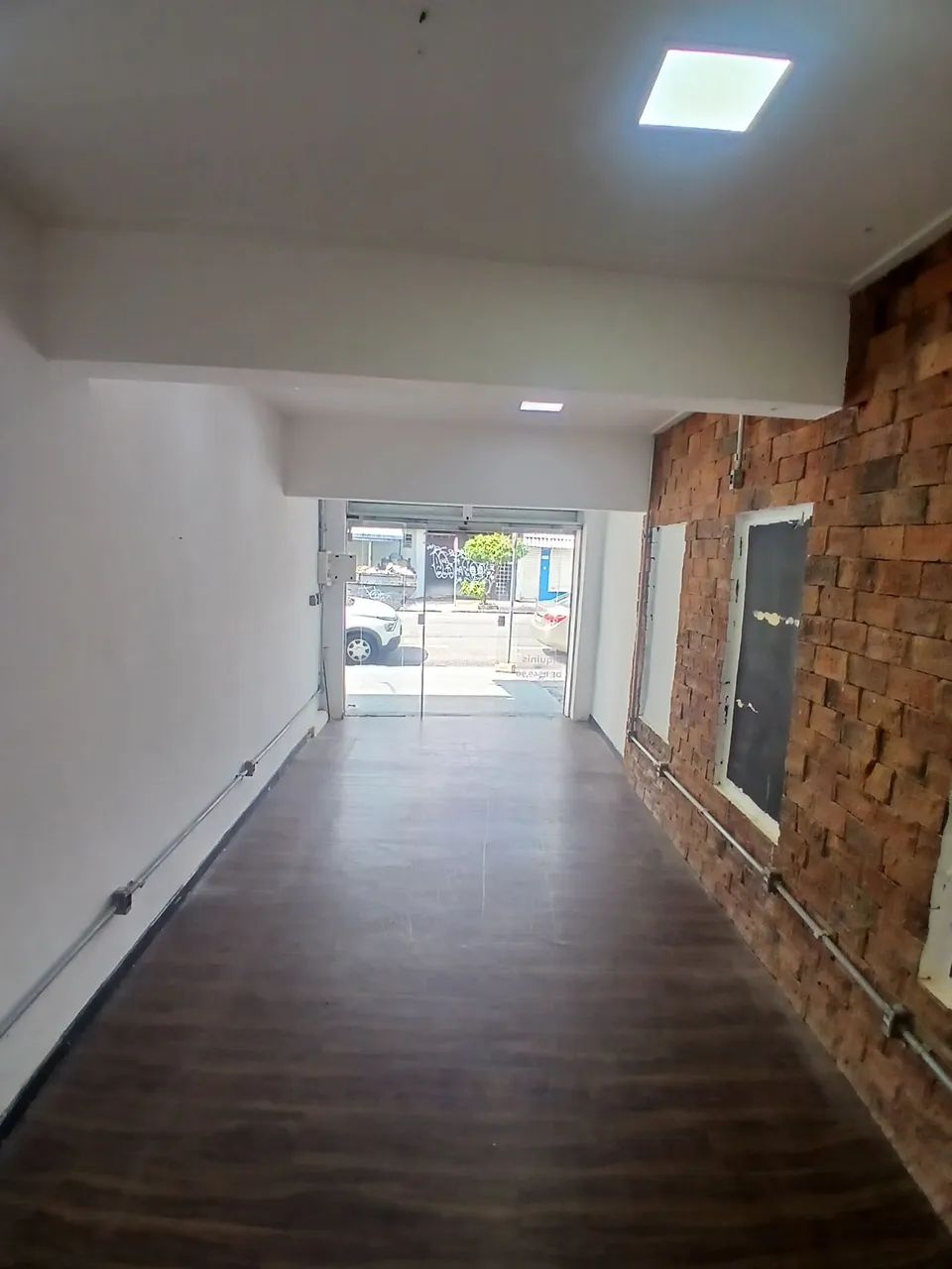 ALUGUEL DE PONTO COMERCIAL R$ 2.300,00 /  *  - Foto 3