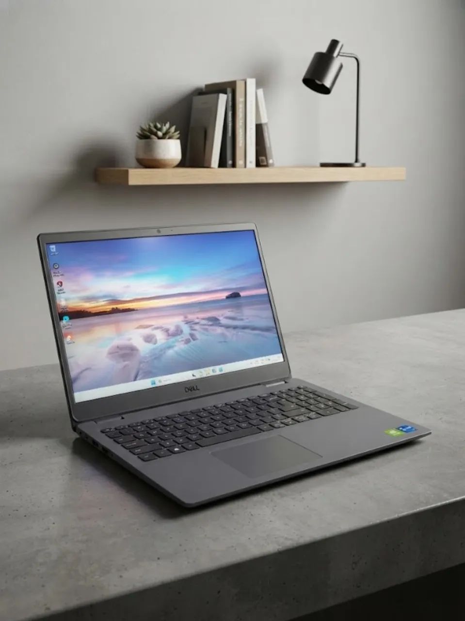 Notebook Dell i7 com 24 GB - placa de vídeo NVidia - Windows 11