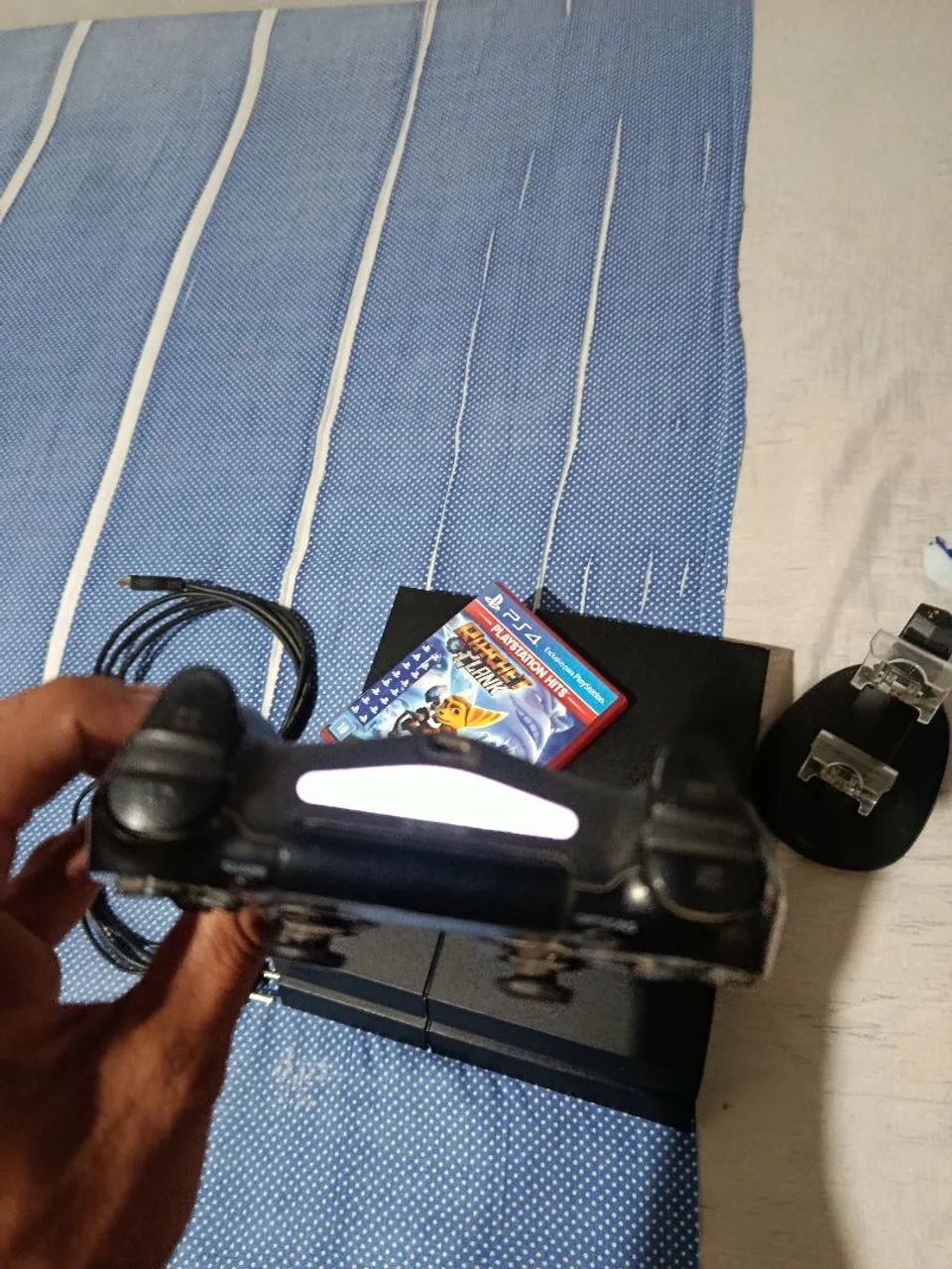 Vendo ps4 semi novo  - Foto 2
