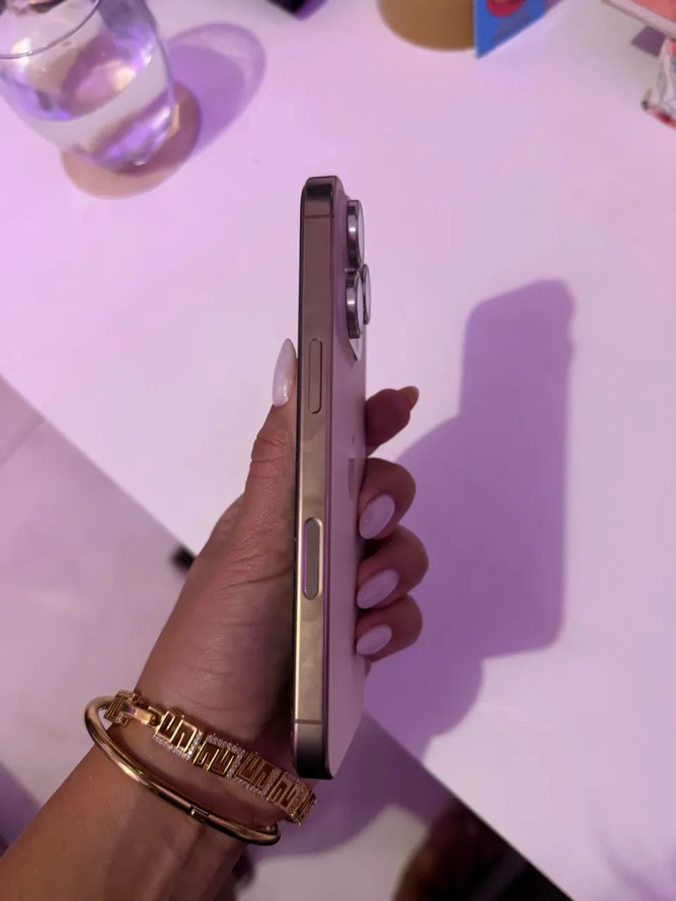 IPHONE 16 PRO DESERT  - Foto 2