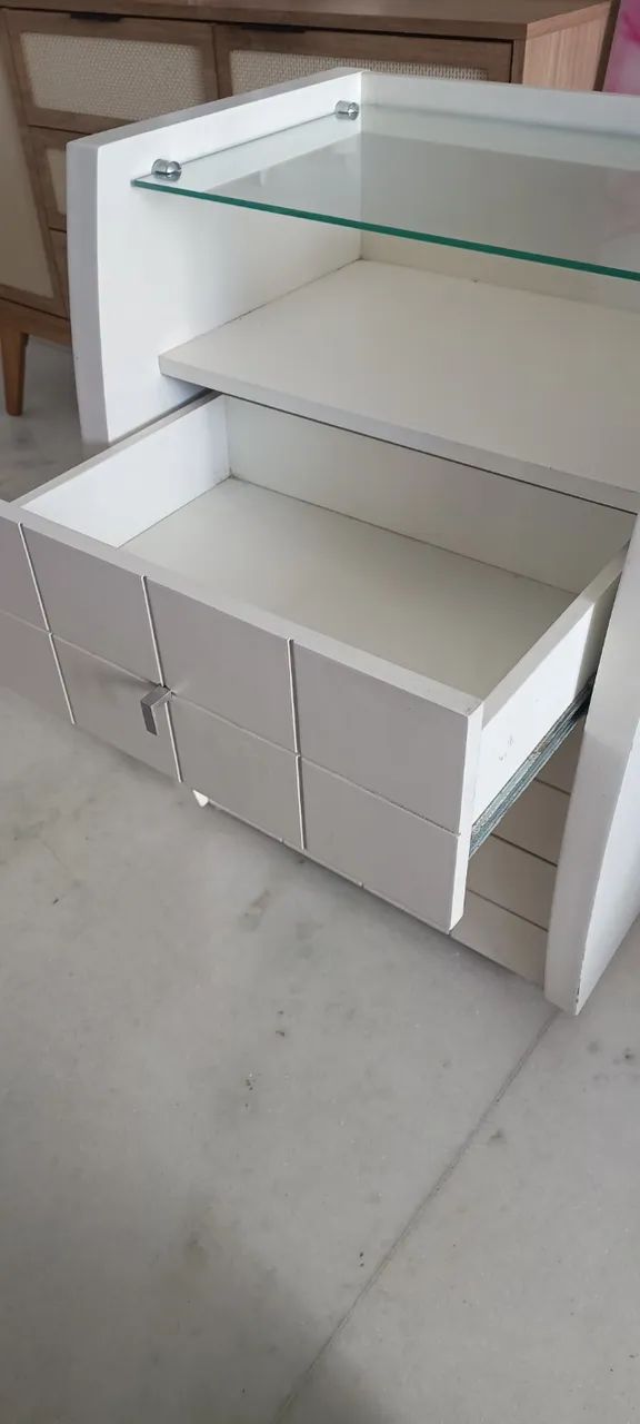 Mesa de Cabeceira em laca Studio do Sono - Foto 2