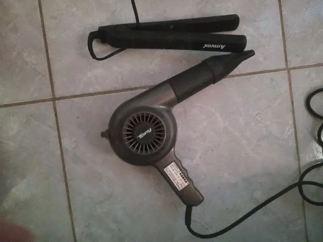Prancha e secador de cabelo  - Foto 2