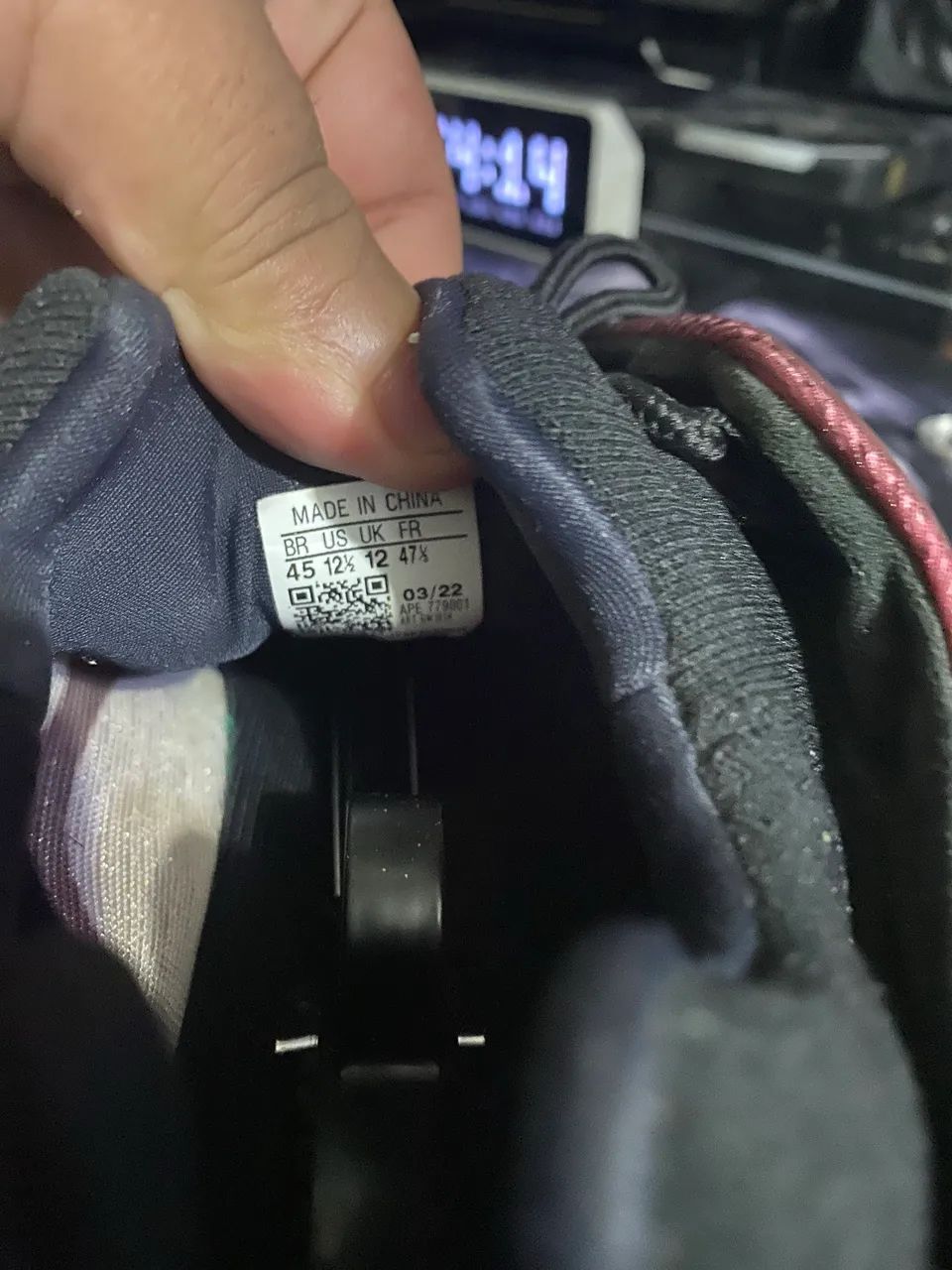 Adidas yeezy 700 v3  - Foto 4