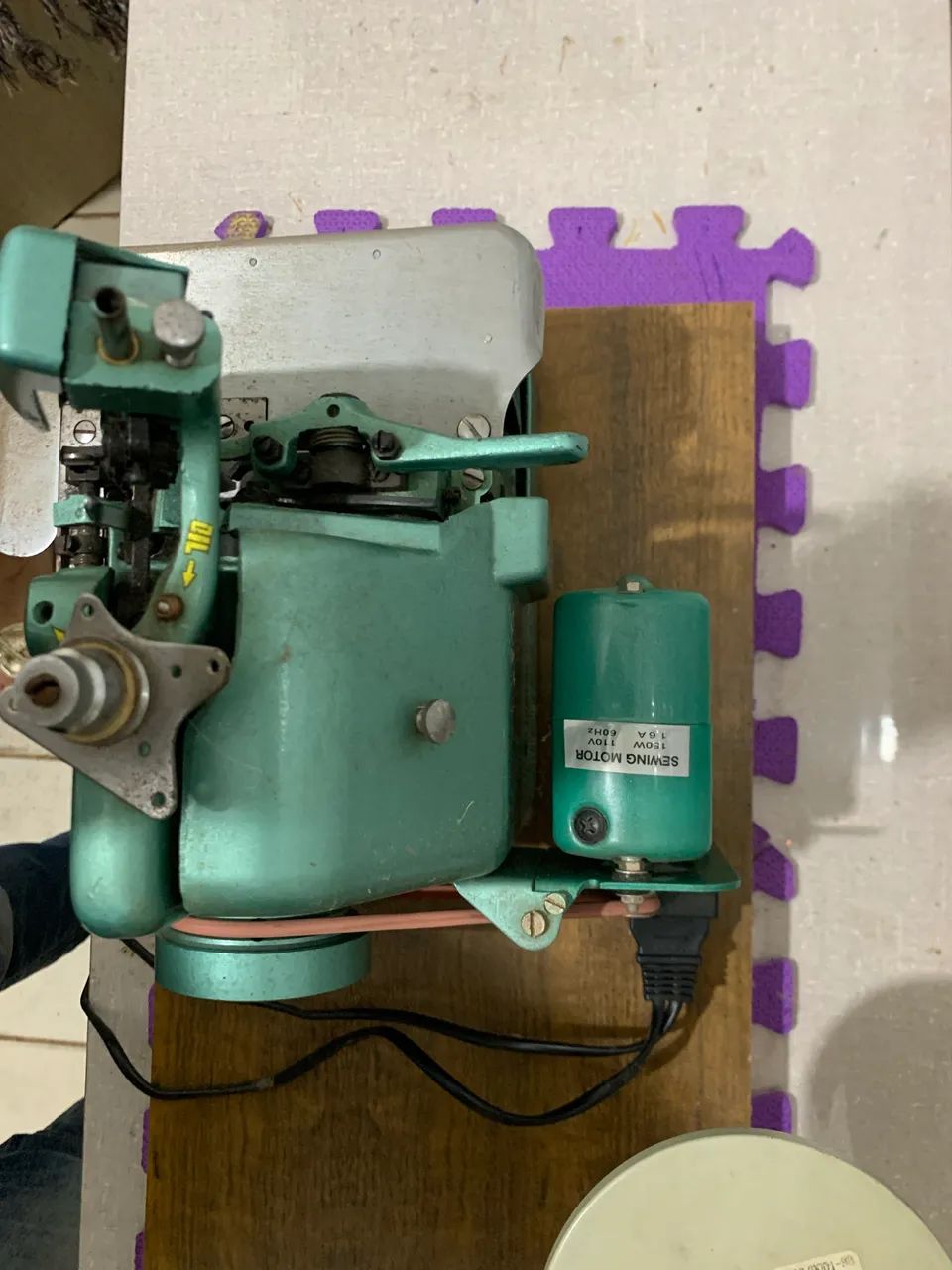Máquina de costura overlok  - Foto 3