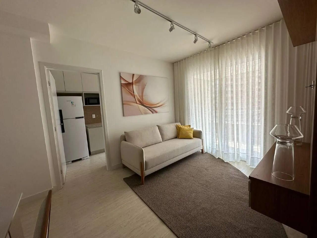 APARTAMENTO MOBILIADO 2 QUARTOS NO BAIRRO VILA DA SERRA