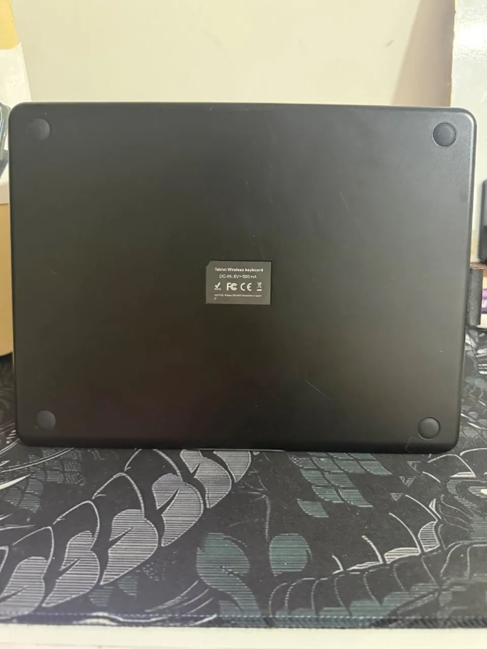 Capa Teclado Bluetooth para iPad Pro 11 M4 | Retroiluminada + Touchpad | Semi Nova - Foto 4