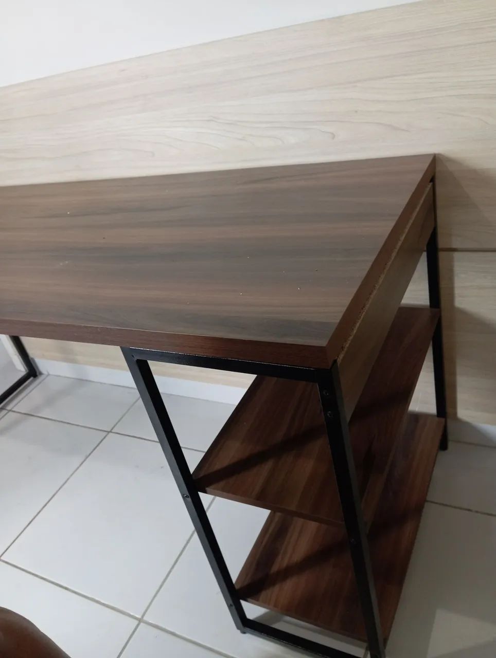 BAIXOU!!! De 400,00 estamos fazendo por 300,00!!!Mesa de Escritório estilo Industrial - Op - Foto 3