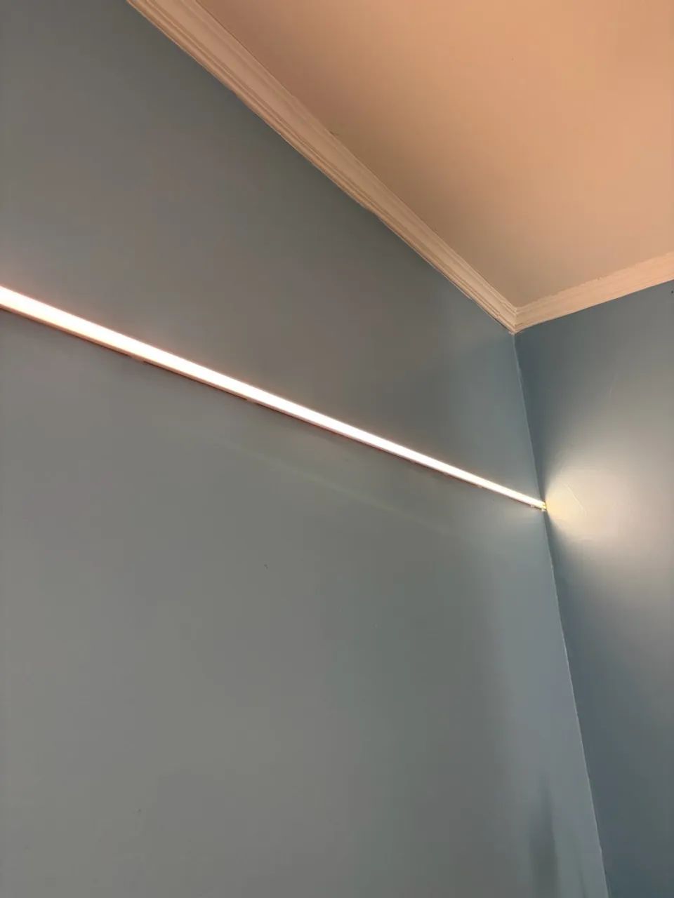 Luz LED cor neutra