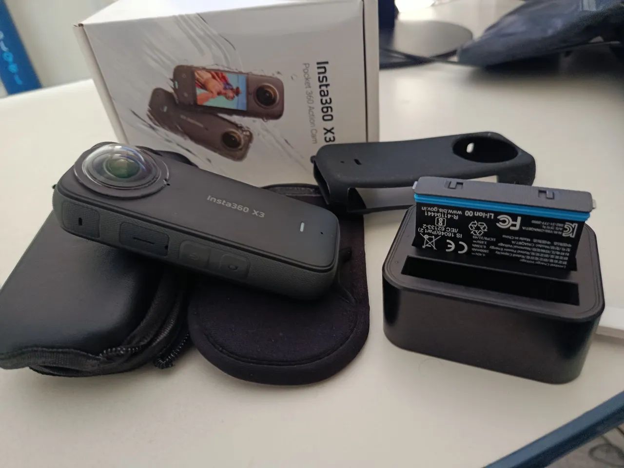 Insta360 - Foto 4