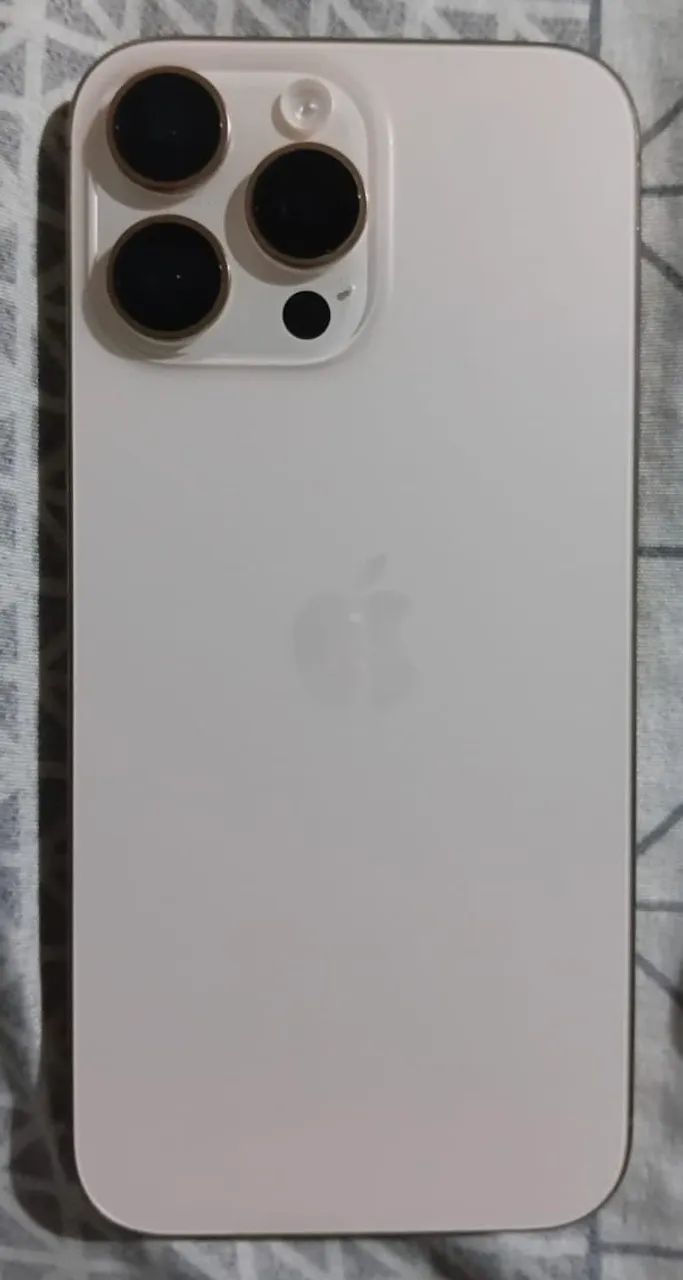 iPhone 16 pro max - Foto 3