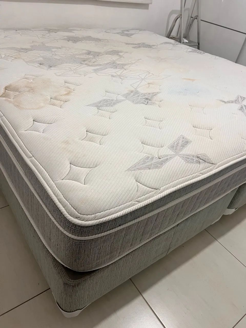 Cama King Size 